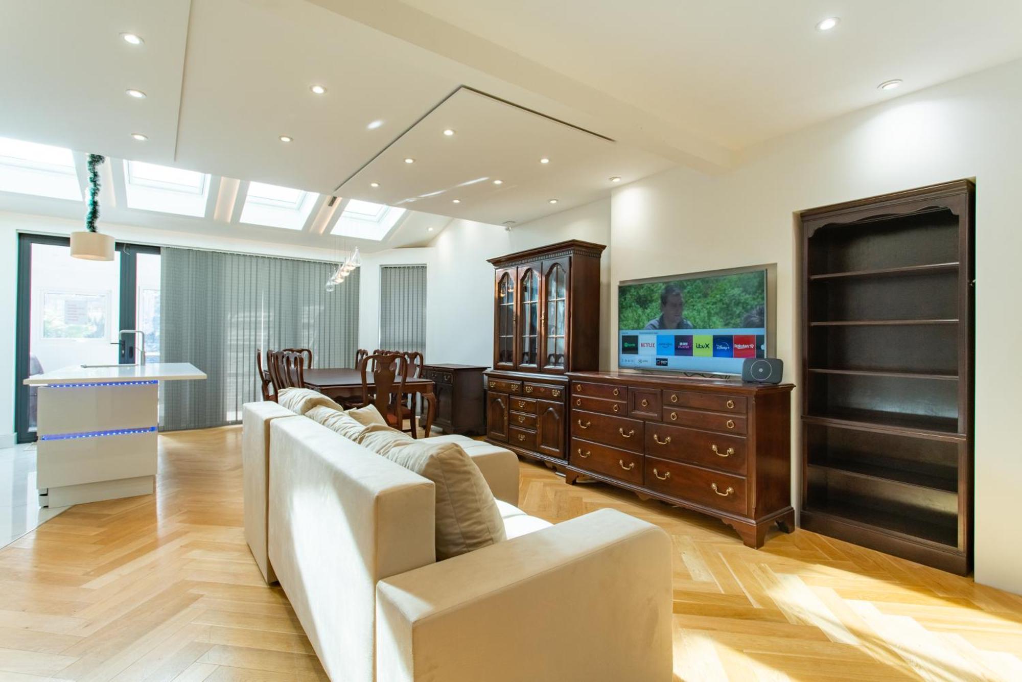 Villa Modern 2Bed Pad W/ Hot Tub Barking  Exterior foto
